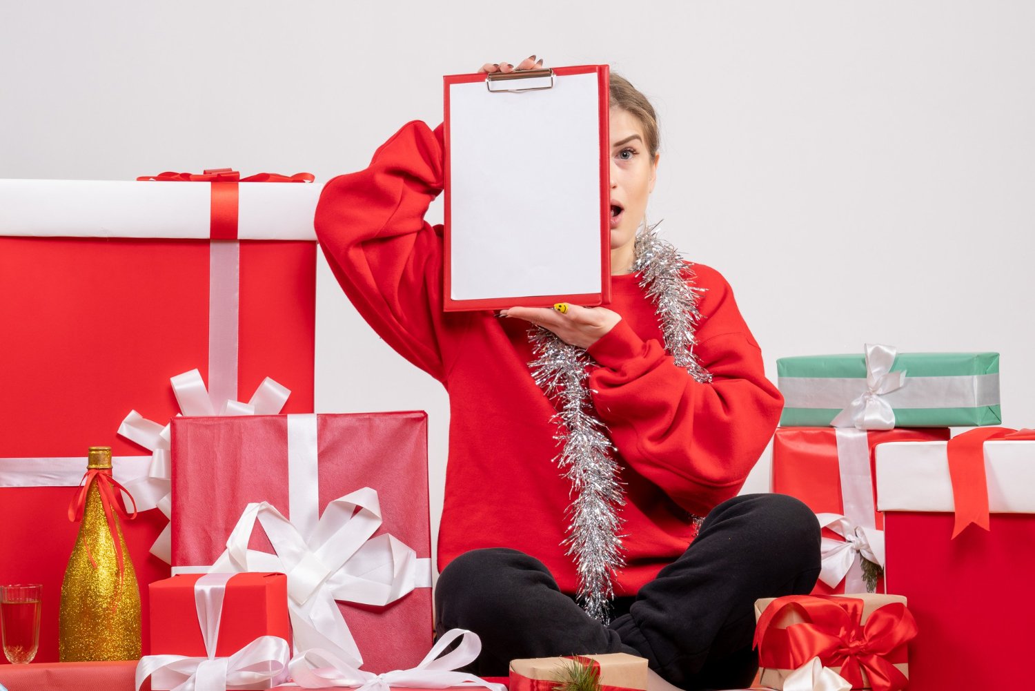 Secret Santa event planning guide for companies and groups