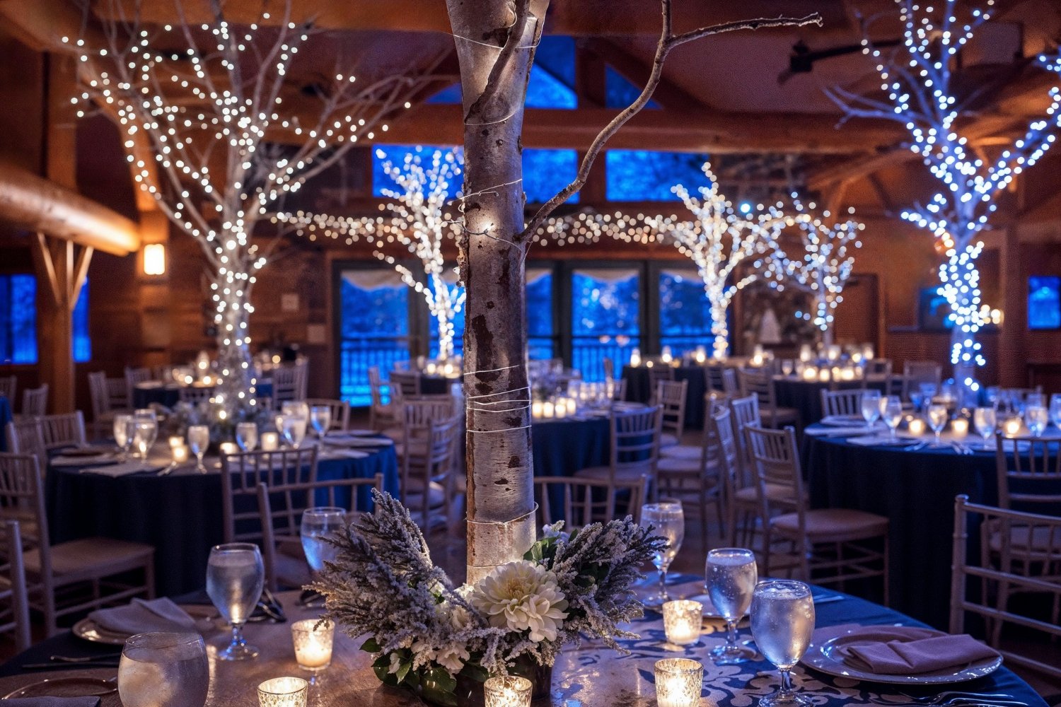 Why Guests Remember the Atmosphere More Than the Menu Why Guests Remember the Atmosphere More Than the Menu
